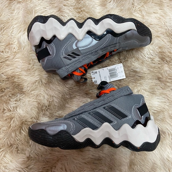 Adidas Candace Parker’s - Picture 2 of 6